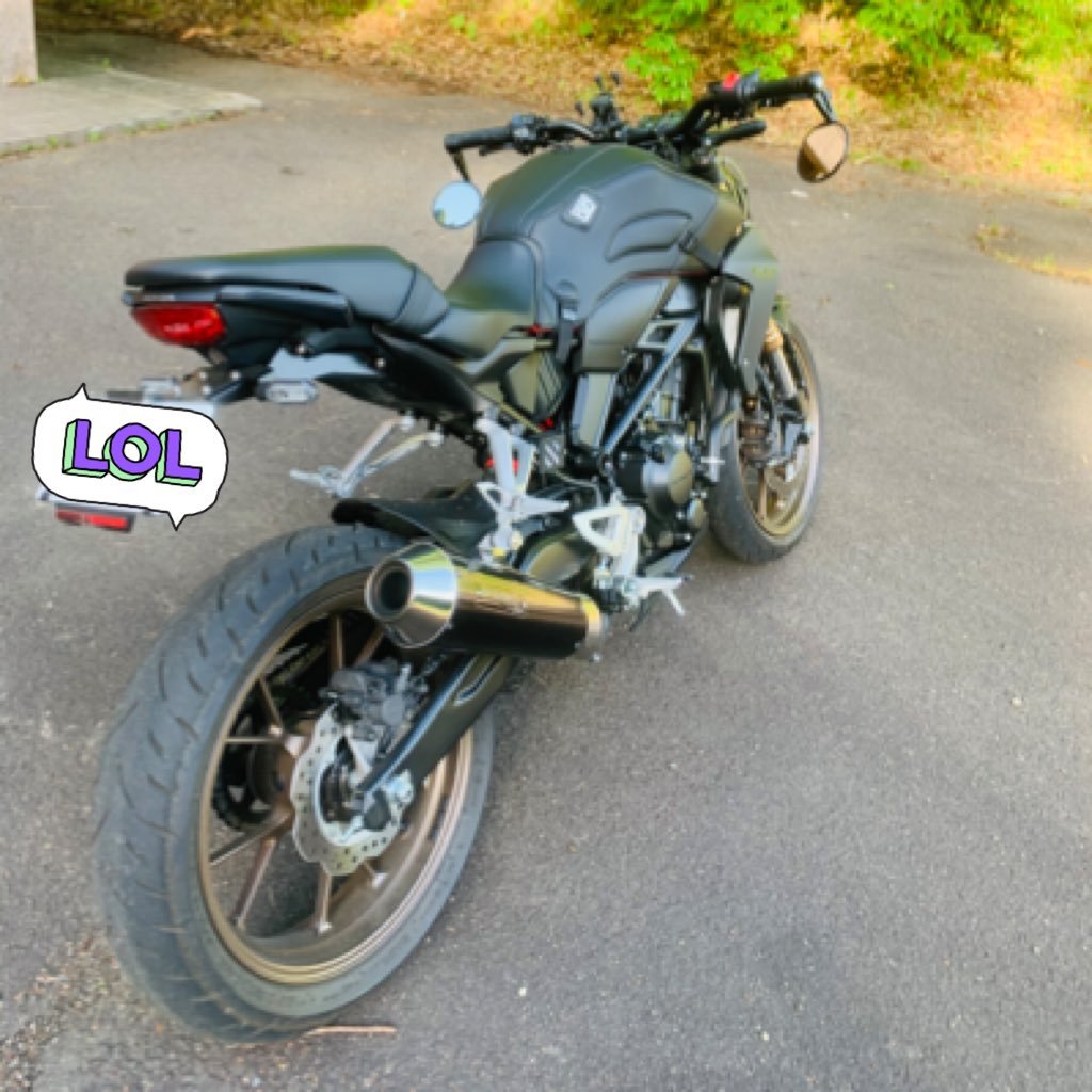 どうもマッキーです 🐈CB250RとCD50S乗ってます！ たまにCB400SFとGB250クラブマン乗ってます。バイク好きのお友達ができれば嬉しいです！ よろしくお願いします🤲