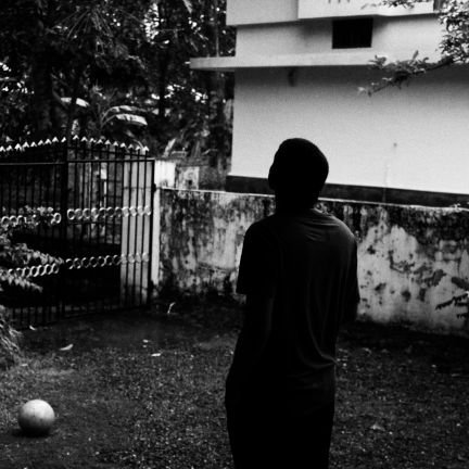 immeditatin's profile picture. nevermind