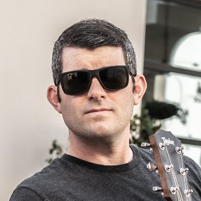 I like to play....
GUITAR TEACHER FOR THE MASSES | GUITAR LESSONS FOR NORMAL PEOPLE