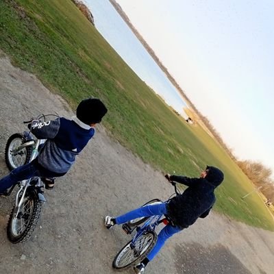 sadiarafique15's profile picture. 