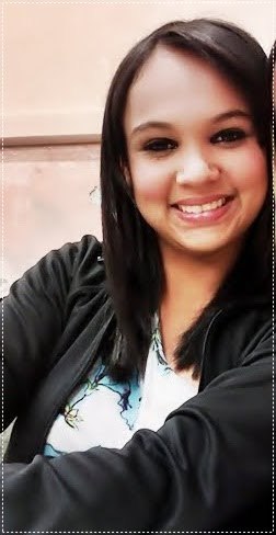 Para toda malícia, tem uma inocência. 
Para toda chuva, tem um sol.
Para toda lágrima, tem um sorriso ;*