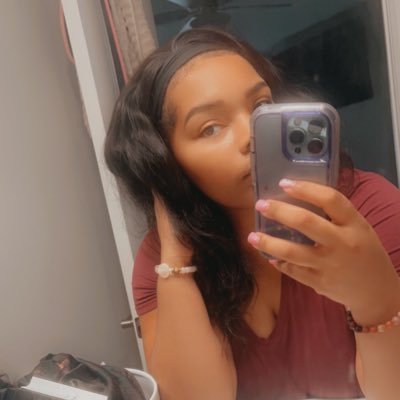 Classyvibes03's profile picture. Live on the wild side 😜