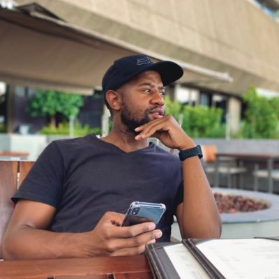 shandukandabaF's profile picture. Believer  | Visual Artist | ASE Alumni