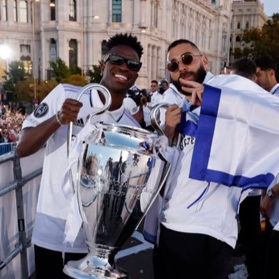 HALA MADRID!🤍💜