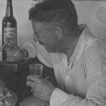 BVederus's profile picture. love drinking beer