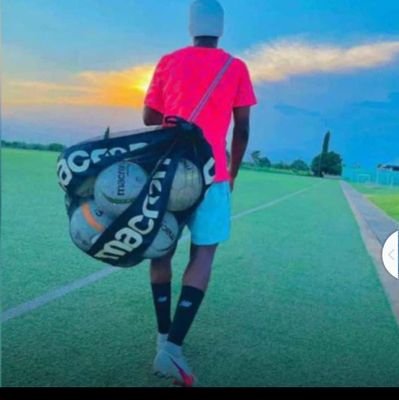 i promise to follow you back ,, 💐💐 don't ask me to be honest if you can't handle the truth