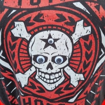 crevette20011's profile picture. Chaos-Mom von Sohn (23) + Tochter (20) - mag #HarryPotter und den #SCF ⚽️ she/her