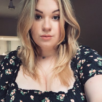 🏒🧡 she/her