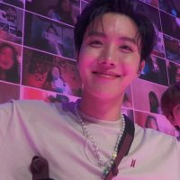 life // happy becouse of hope (@nhayatt3) 's Twitter Profile