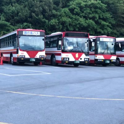 因島にあるバス会社です。2024年4月4日からえのうち車庫でインノシマバススポット（憩いのバス停）うどん等あります。