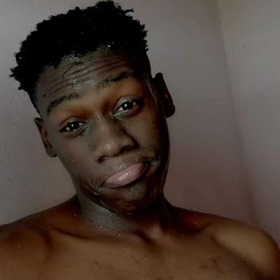 russellrussoe's profile picture. Simplicity.while u coupin grace... @En we began The Passion Project
..  The Rogue introvert🧝‍♂️
Computer Engen in the making..