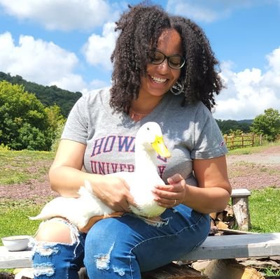 Illustrator of THIS IS A SCHOOL and A COMPUTER CALLED KATHERINE. Textile designer. Chai enthusiast. Raised by Howard University. Repped by @lkliterary. She/Her.