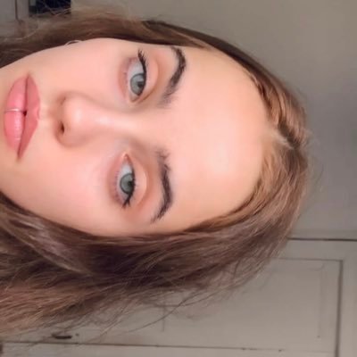 lopezaitana17's profile picture. 