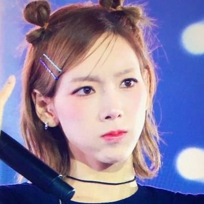 proudluvie's profile picture. Happiness!!!!!
Right now is Girls Generation~~~