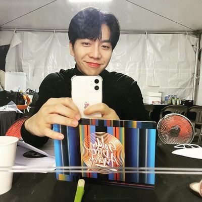 🌬️ 👁️
Leeseunggi✍🏼💯
🤍🙈#Airen