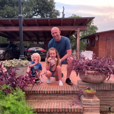 MrCEmmerson's profile picture. 