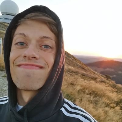 NicolasDehan's profile picture. Destiné à devenir le meilleur dresseur 🌅