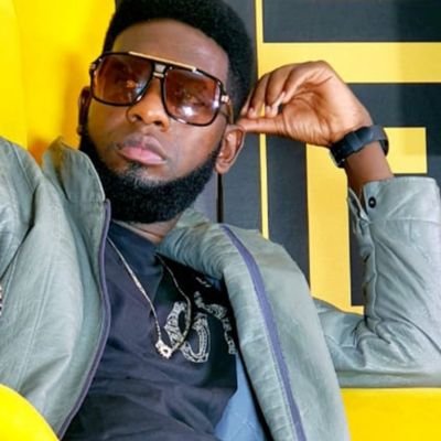 MrBee_yare's profile picture. CEO @AKILIMBILI MEDIA

Mrbeeyare3@gmail.com