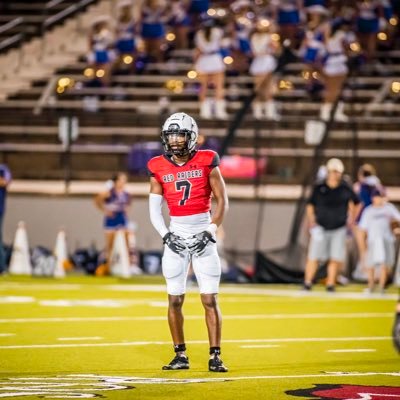 Class of 23’ / 6A 3 year starting DB@TylerLegacyFB/ height 6’1 /40- 4.51 / Wt 185/ https://t.co/wTjVVmntbv