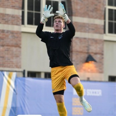 Goalkeeper - San Diego native - UCLA soccer / Class of '25