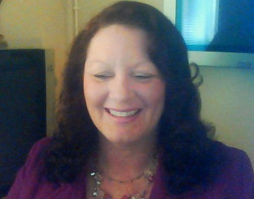 Business woman on the go! Looking to Network