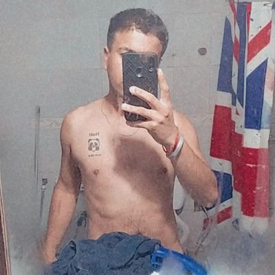 Estoy echo para cumplir tus Fantasias ✨💥🥒🍑😏🌈
Greedy boy🥒😏, wanting to fulfill fantasies and be the object of what they want✨💸🌈