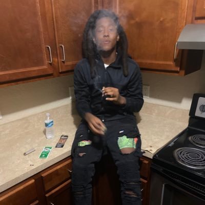 GET RICH DIE TRYIN💰 3️⃣0️⃣0️⃣🏚 🆓daguys⏳💯