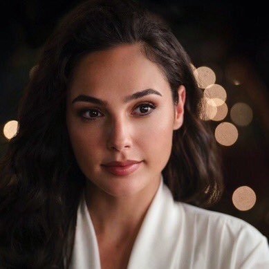 reneelyn_'s profile picture. stuck between idk, idc and idgf.