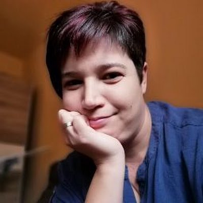 zsanettpap1's profile picture. 