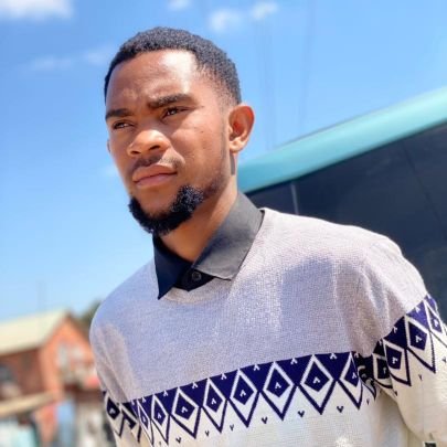 Louiskcee's profile picture. 