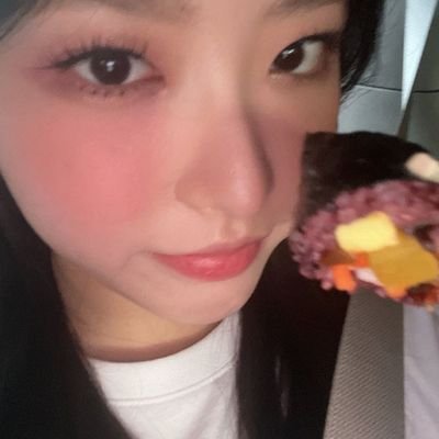 hyejuzip's profile picture. 