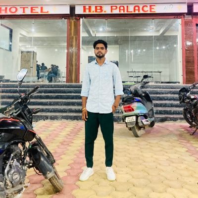 Nakulsikarwar2's profile picture. B👑dshah