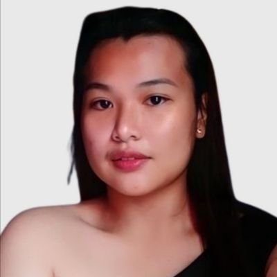 itsmeklareyyy's profile picture. why are u here?