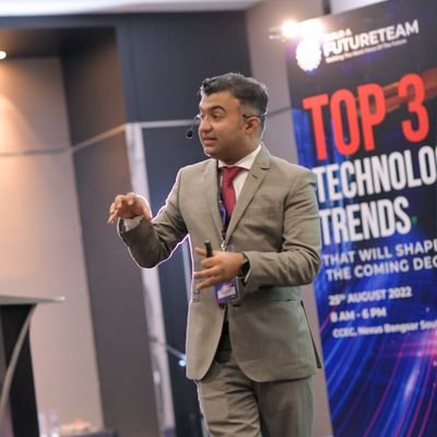 Industry 4.0 Evangelist | Tech Enthusiast
Demystifies #digitaltransformation in #4IR sectors using #IoT #BigData #AI #Blockchain #Cybersecurity #DevSecOps