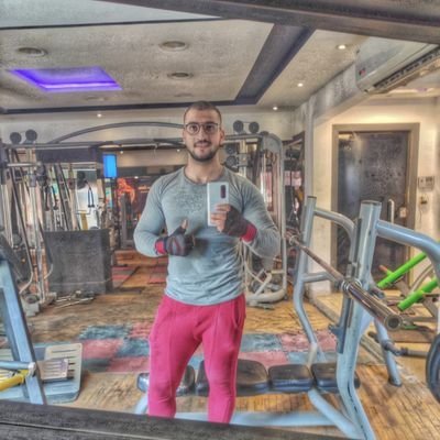 الحياه عبارة عن نظارة نرى بيها عيوب الناس ولا نرى بها عيوب أنفسنا