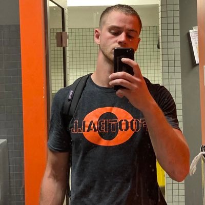 SpeedAmplified's profile picture. Former Football Athlete | Sprintaholic, Muay Thai Wannabe & Hip Thrust Disrespecter | Confidence Thru Posture