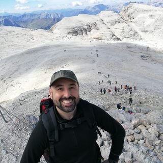 RaffaeleRussoIT's profile picture. Senior Solutions Designer, IFPUG CFPS®, ITIL®, SMC™, TOGAF®, ISTQB®, DevOps, Runner, Trail Runner, Trekker