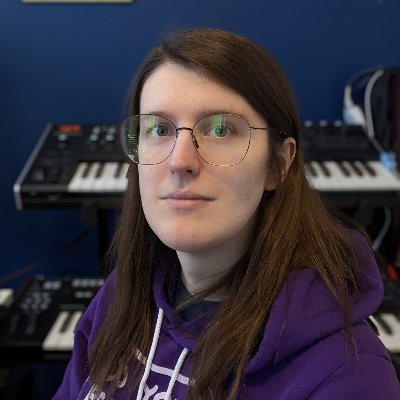 Zelderelda's profile picture. 🐋 Trying to perceive the hyperobject