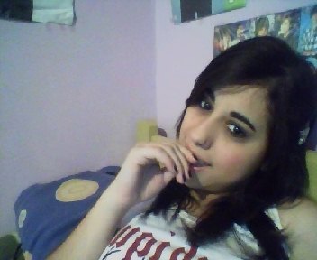 lais_18_'s profile picture. 