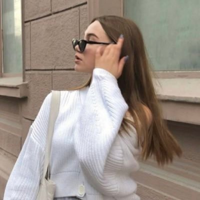 zainabalkhashi's profile picture. في غرٌامه واذا لم يعلمٌ انني فيه💫