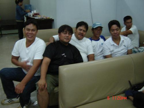 19awensky25's profile picture. you cannot served two masters at the same time...