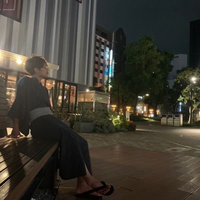 名古屋30代裏垢男子
見た目は若く見られる事が多いです！
、イチャイチャキス大好き
、お尻フェチ
、クンニ大好き
、オイルマッサージ経験者
、お出かけしたり飲みに行くのも好きです。
お会いしてくれた際はお互い楽しく濃厚で刺激的な時間を一緒に過ごしたいです。
メッセージのやりとりも大好きです♪