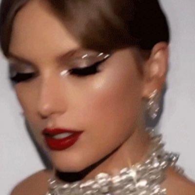 taylor, harry, 5sos, coffee, & paper back books she/her