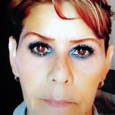 Empresaria mujer empoderada, detesto la injusticia, respeto a la derechos humanos en todos sus aspectos,libre expresión, nada por encima de la ley.