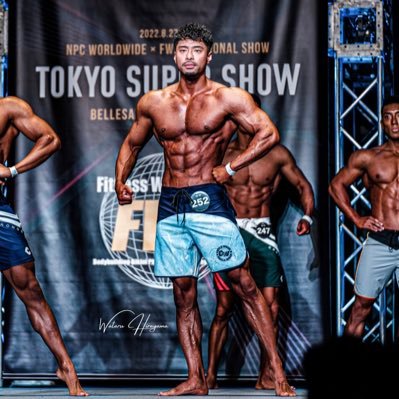 元佐川急便→引きニート→クソガリ人生終了 /銀座でパーソナルトレーナーに転生/筋トレに全振り生活→フィジーク優勝/全国24店舗ジム顧問/ 「変わりたい」と思ったその日が人生のスタートライン/雑魚非モテの弱男だったあの頃の自分を救う為に発信