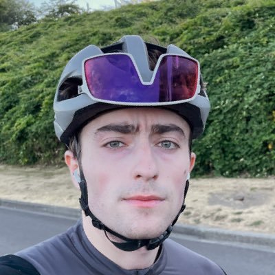 software engineer @ apple. passionate about cycling and tech 💻🚴‍♂️ #react #roglic #venga