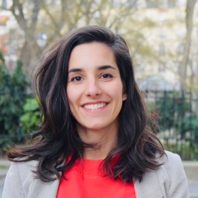 Adjointe au Maire #paris18 ; CA d’@osezleféminisme et autrice « La République des hommes » (@EdBouquins, 2021) ; économiste finance durable à la Commission 🇪🇺