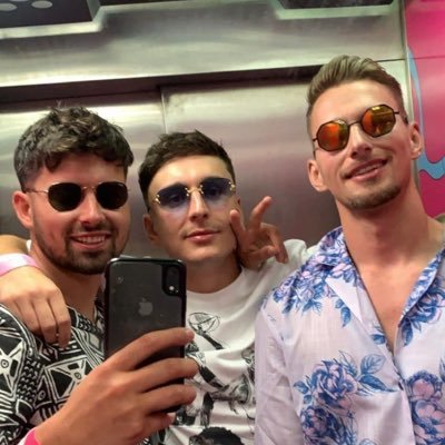 aarongreatbanks's profile picture. 