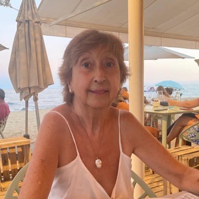 Enamorada del meu País, Catalunya!!! Del talent, solidaritat i creativitat de la seva gent.