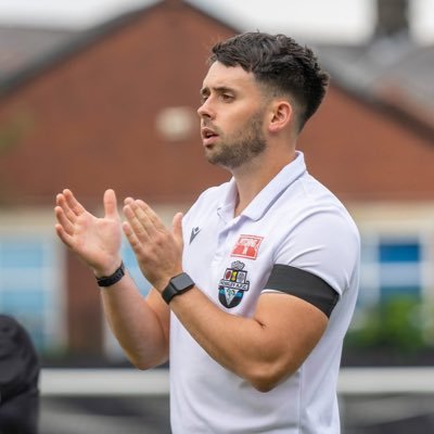 First Team Coach @MossleyAFC | UEFA B | Long-suffering OAFC and Union Saint-Gilloise fan 🦉🇧🇪